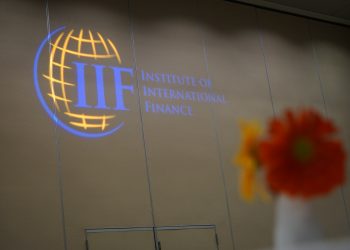 شعار معهد التمويل الدولي