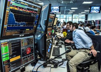 صناديق الاستثمار البرازيلية تتجه بقوه للإستثمار فى الأسهم لجني المكاسب