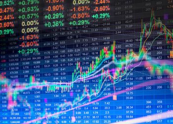المستثمرون يسحبون 1.3 مليار جنيه إسترليني من صناديق الأسهم البريطانية في يوليو