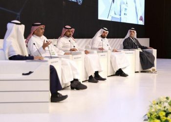 محافظ «ساما»: لا تأثير لطرح أرامكو على سيولة المصارف