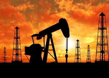 إنهيار صندوق النفط الأمريكي لأدنى مستوى له منذ إنشاؤه