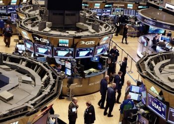 مليار دولار من صندوق التحفيز الاقتصادي الأمريكي للشركات المتداولة