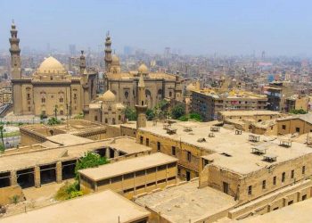 «صندوق مصر السيادي» يدشن أولى استثماراته بتطوير «باب العزب»