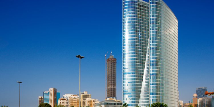 «صندوق أبوظبي» يجري محادثات للاستثمار في شبكة تابعة لتليكوم إيطاليا