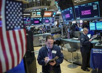 صندوق استثمار متداول عقاري يشهد تخارج 2.1 مليار دولار في 6 أيام