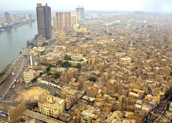 مصر تبحث عن قرض جديد بـ 3 مليارات دولار مع بعثة صندوق النقد