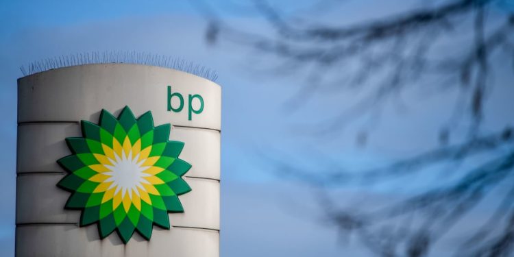 لماذا أنتقد صندوق التحوط «بلوبيل» شركة «BP» العالمية ؟  .. إليك التفاصيل