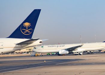 هل يستحوذ صندوق الاستثمارات العامة على الخطوط السعودية ؟.. إليك التفاصيل   