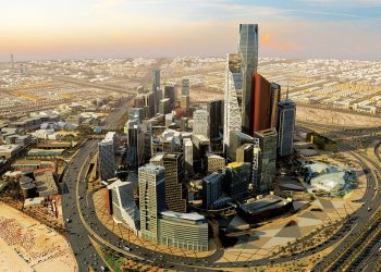 وكالة: المشاريع الضخمة لصندوقي «PIF» و«التنمية الوطني» يعززان قوة وتنوع  اقتصاد المملكة