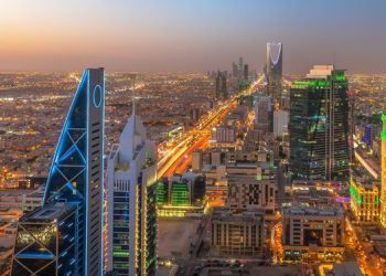 صندوق النقد يرفع توقعاته لنمو الاقتصاد السعودي إلى 6 %