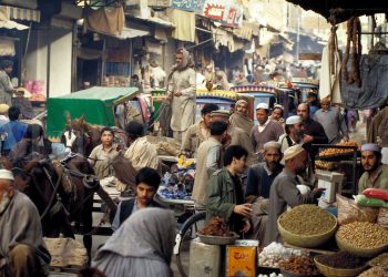 صندوق النقد يطالب حكومة باكستان بتوسيع القاعدة الضريبية