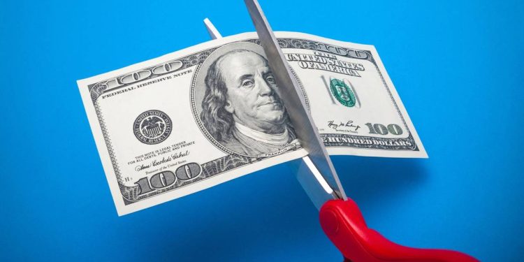 صندوق تحوط محذرًا من سياسات ترامب: تهمش الدولار وتقود لفقاعة بالعملات المشفرة  